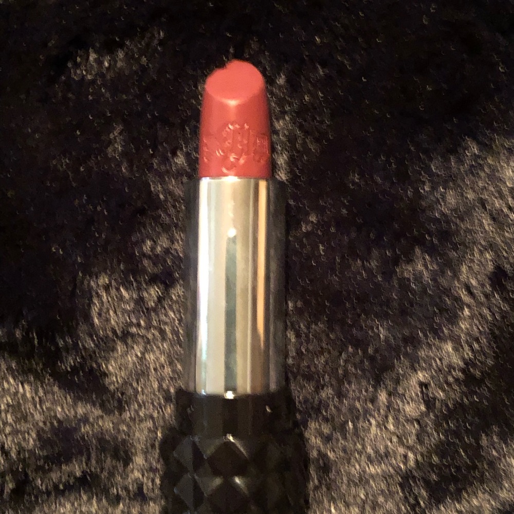 New Kat Von D Studded Kiss Lipstick in Cathedral